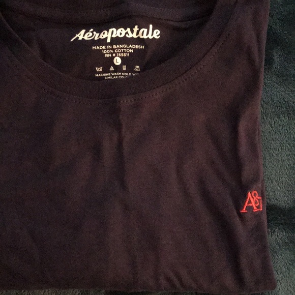 T - SHIRTS - Picture 2 of 3